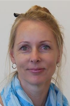 Dr Deborah Hofstra